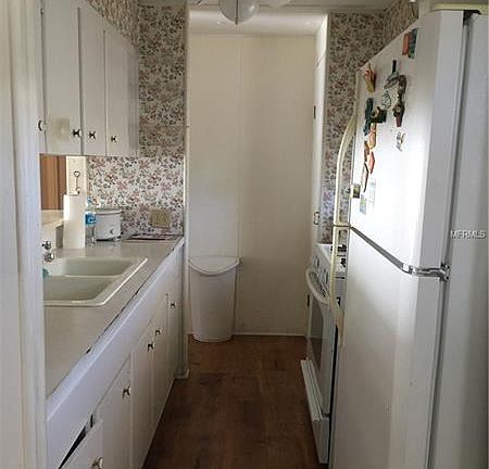 5th image of 1501 Dogwood Dr