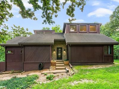 21101 Bittersweet Dr, Lenexa, KS, 66220