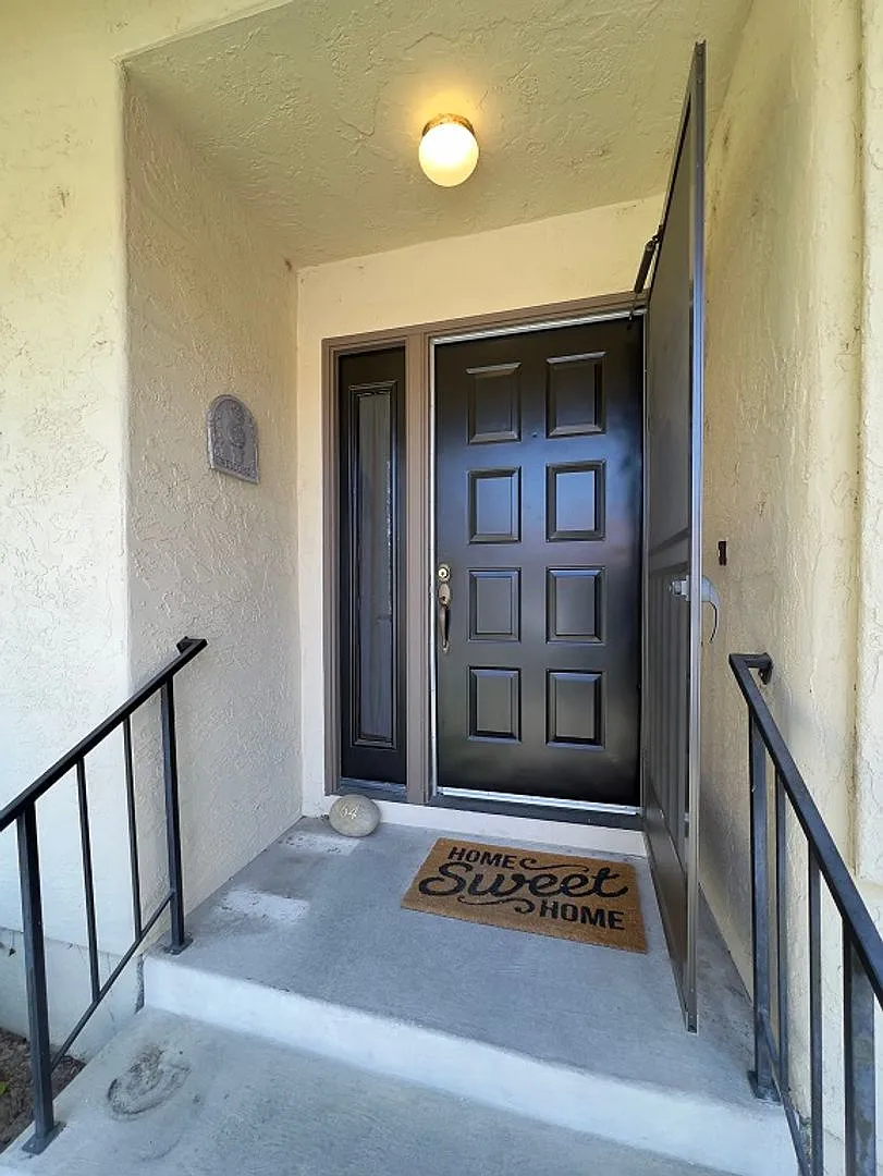 Peaceful Creekside Condo in Napa's Gated Fountain Grove Community — Photo 3