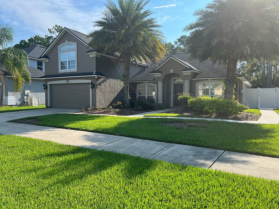 1st image of 13727 Victoria Lakes Dr
