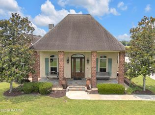 210 Grand Lake Dr, Arnaudville, LA 70512