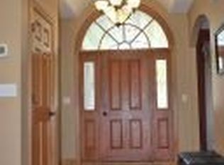 2236 Quarry Ln, Onalaska, WI 54650