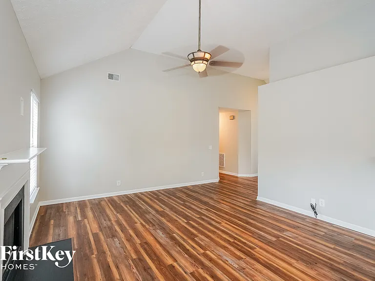 3221 Demetros Ct — Photo 3