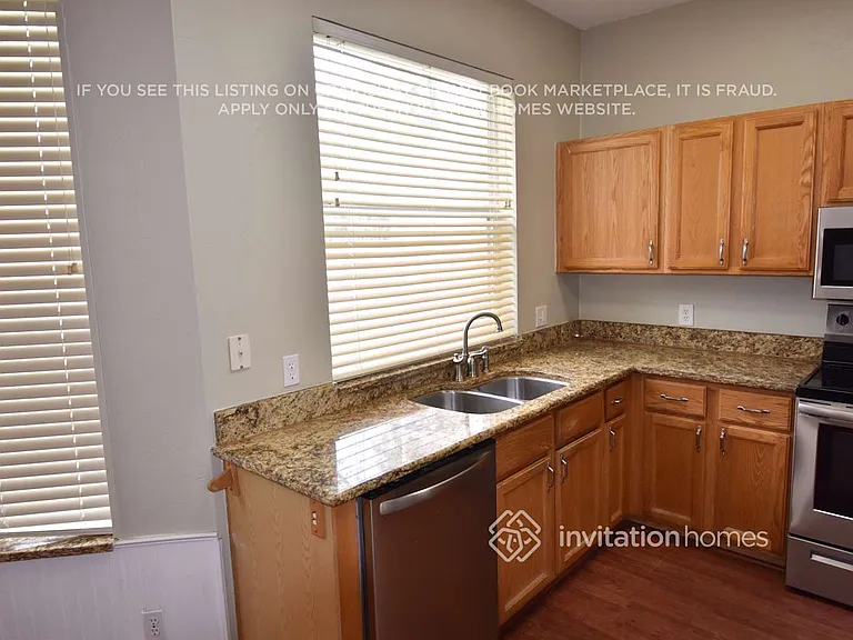 15062 Oak Chase Ct — Photo 6