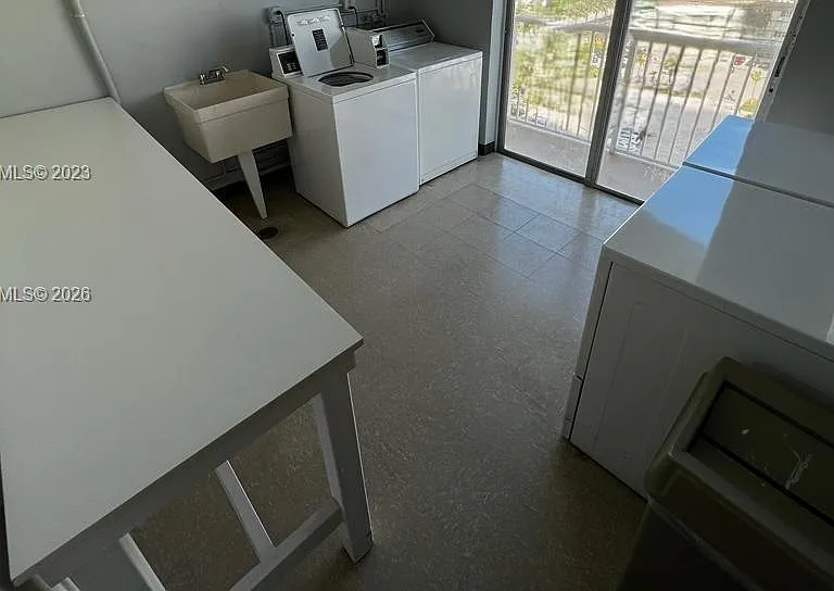 1985 S Ocean Dr #2K — Photo 30