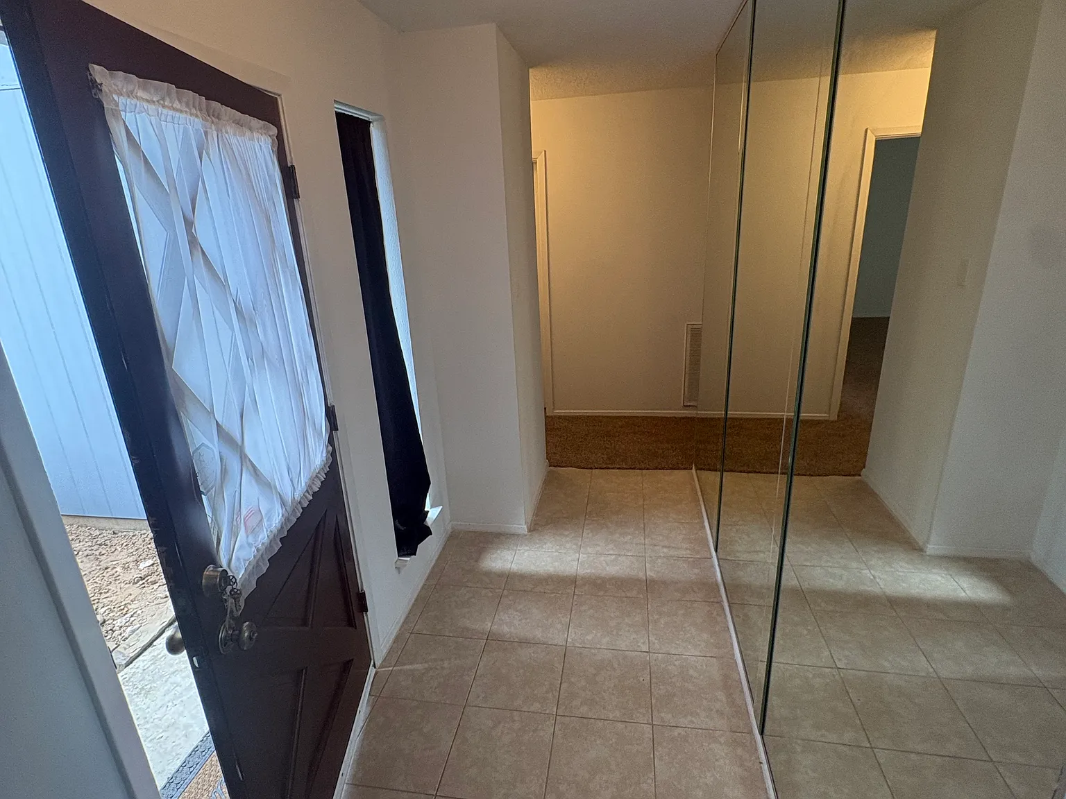 3 bed, 1550 sqft, $1,850 — Photo 4