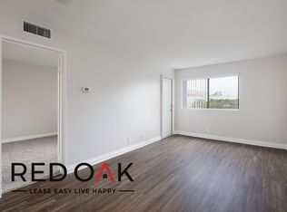18700 Florida St APT 102, Huntington Beach, CA 92648