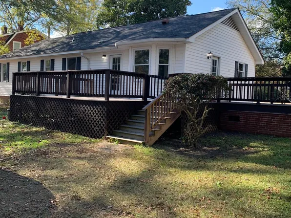 418 N Main St, Raeford, NC 28376