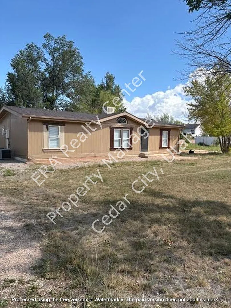 Move-in Discount!! 3 Bedroom 2 bath Manufactured Home, Enoch — Photo 1