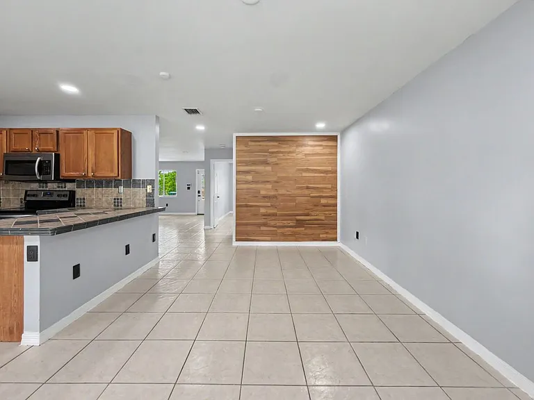 13435 SW 257th Ter — Photo 8