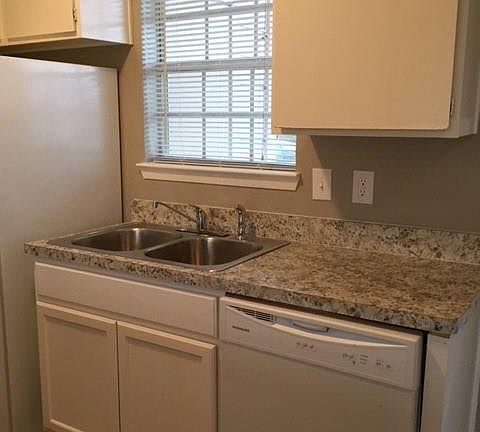 5th image of 1605 Mary K Ln