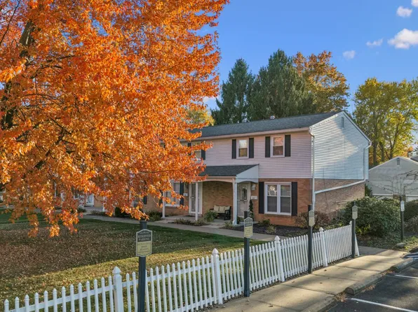 2605 19th St APT F, Beaver Falls, PA 15010