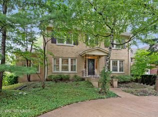 2674 Sheridan Rd, Evanston, IL 60201