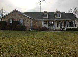 8881 College Corner Rd, Greens Fork, IN 47345