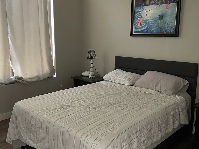 2932 Esmerelda Dr — Photo 2