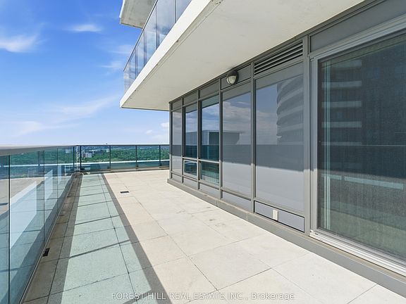 2nd image of 7165 Yonge St #2509