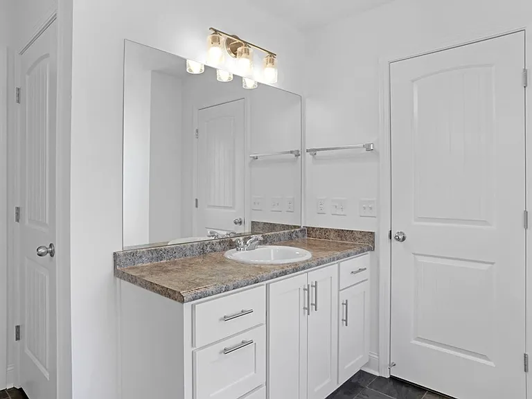 609 Fairview Cir — Photo 17