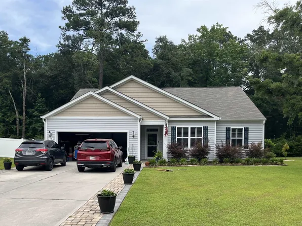 44 Porch Ln., Pawleys Island, SC 29585