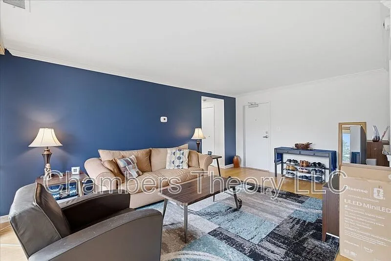 1 bed, 1.0 bath, 750 sqft, $1,800 — Photo 4