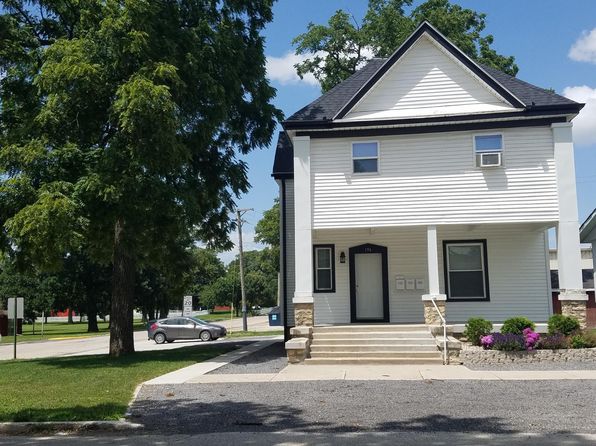 196 Herman Pl APT 1