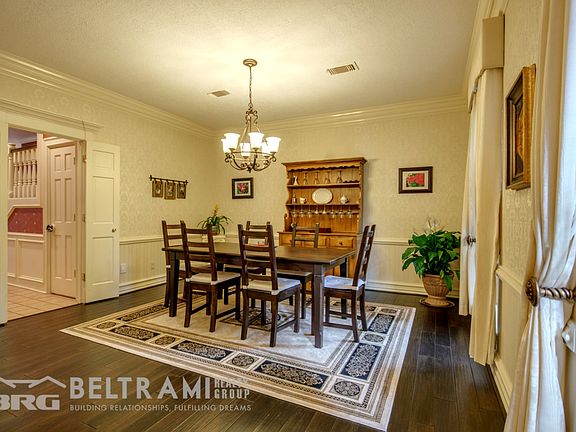 5th image of 1511 Kelliwood Oaks Dr