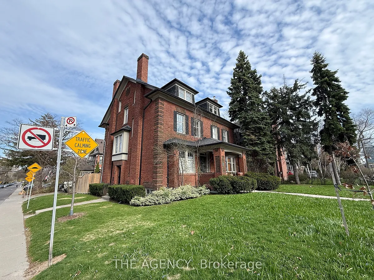 Building Photo - 31 Oriole Pkwy