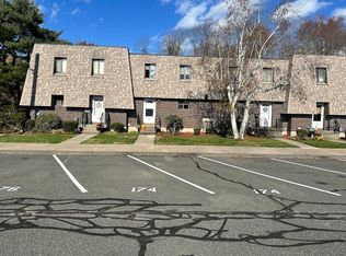 174 Beekman Dr #174, Agawam, MA 01001