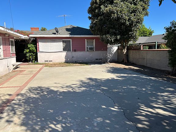 2nd image of 933 N 2nd Ave #2