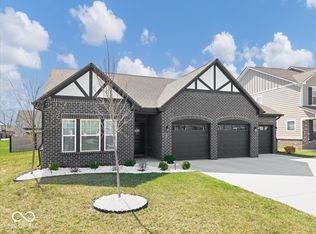 411 Cape May Dr, Westfield, IN