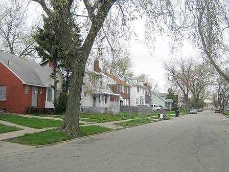 2nd image of 14811 Terry St
