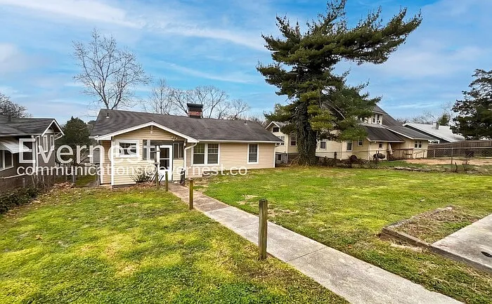1125 Highland Dr — Photo 13