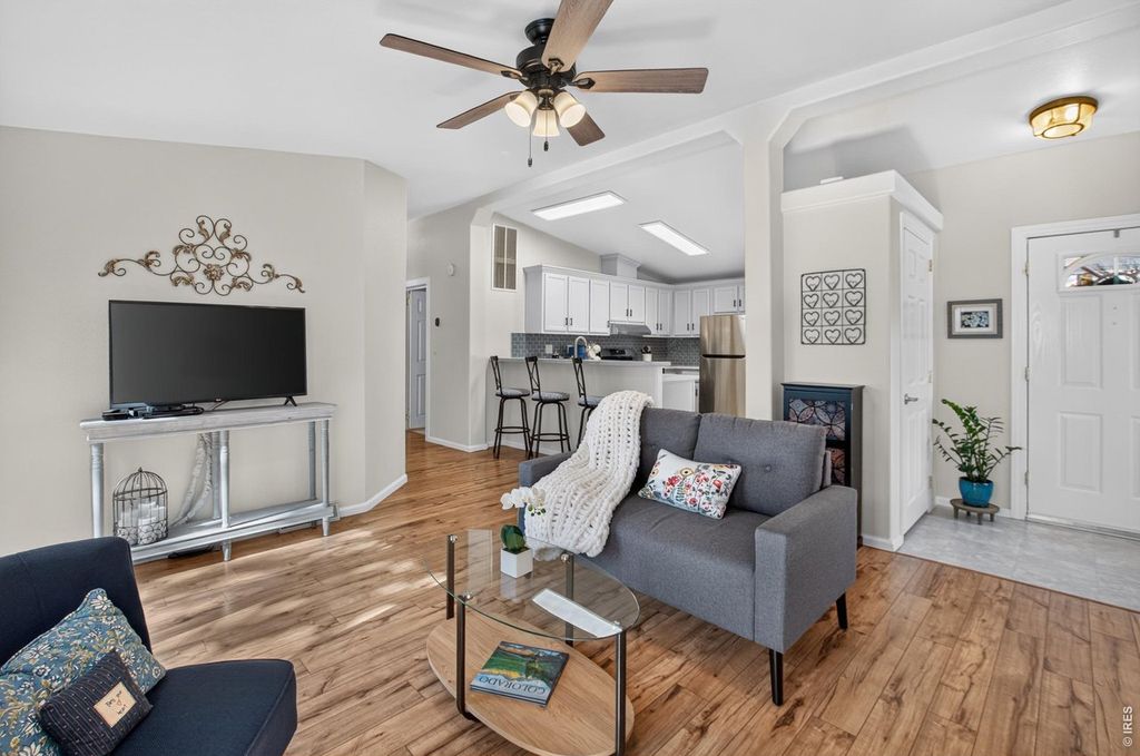 4557 Joydance Ct