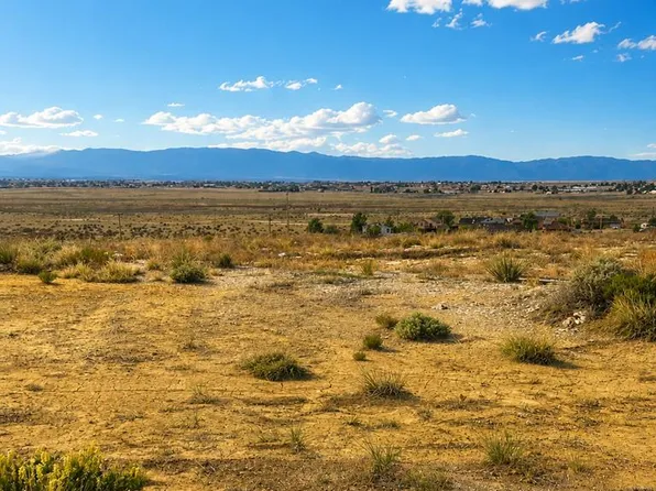 1731 E Grassland Ln, Pueblo West, CO 81007