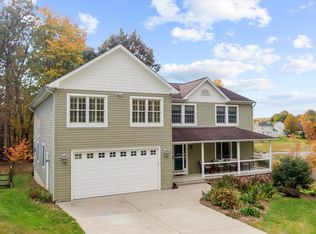 8424 Spruill Dr, Bowie, MD 20720