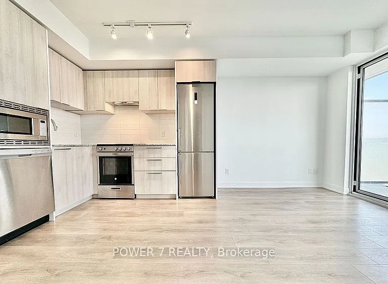 501 Yonge St #3808 — Photo 5