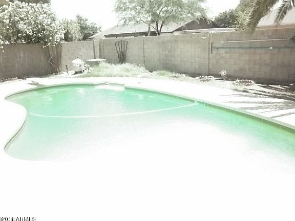 2nd image of 4739 W Larkspur Dr