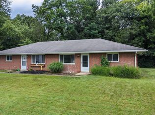 10576 W River Rd, Columbia Station, OH 44028