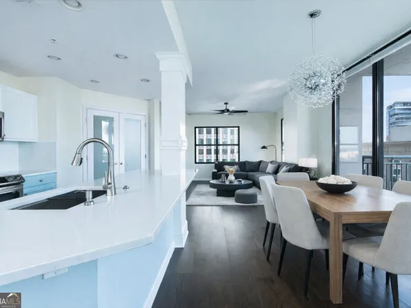 3040 Peachtree Rd NW Unit 1003, Atlanta, GA 30305