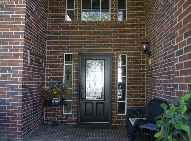 1st image of 424 Keenland Dr