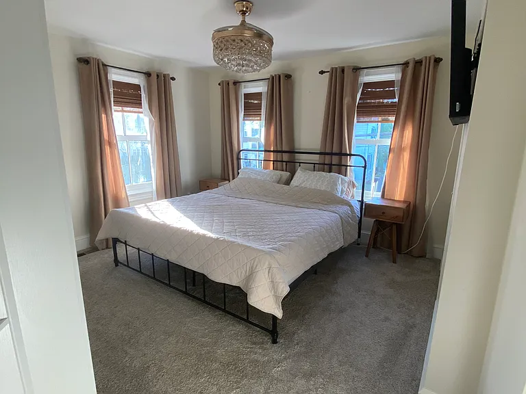 130 E Marshall Ave — Photo 15