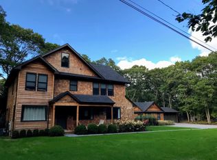 17 Pioneer Ln, Southampton, NY 11968