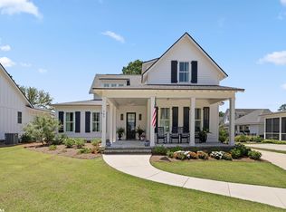 740 Boundary Dr, Fairhope, AL 36532