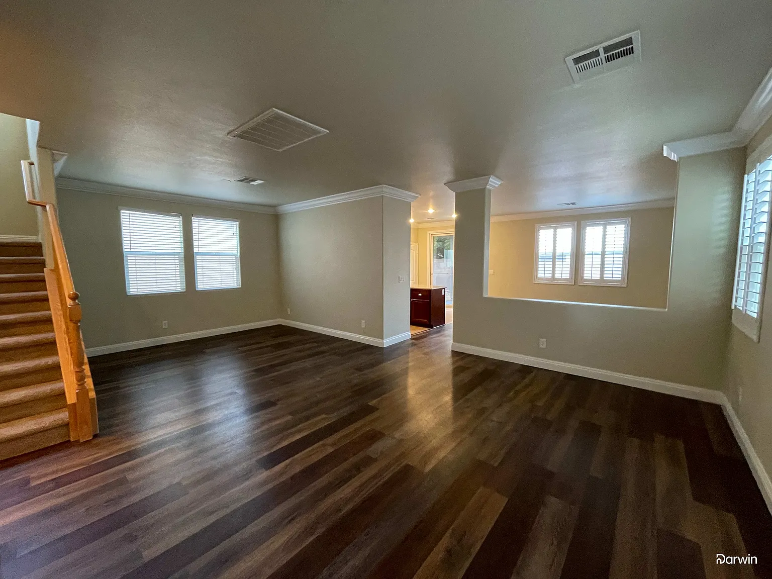 3 bed, 2.5 bath, 2083 sqft, $2,270 — Photo 4