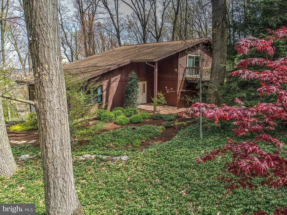1st image of 103 Oakridge Dr