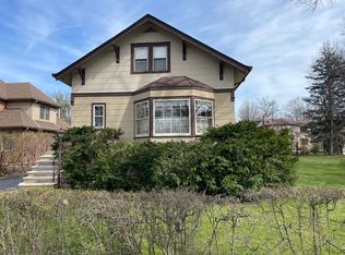 579 S Kenilworth Ave, Elmhurst, IL