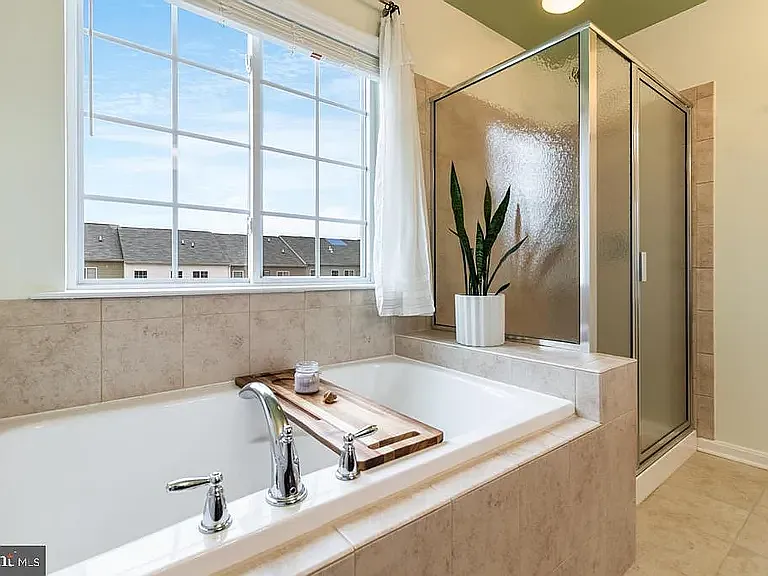 23380 Marview Ct — Photo 20