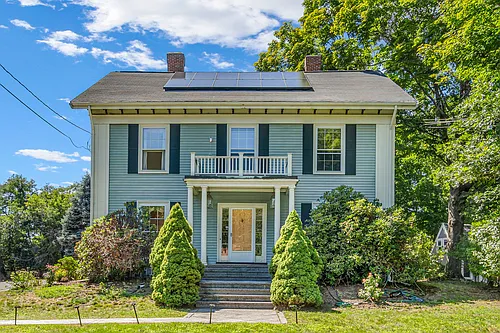 344 Lowell St Photo 1