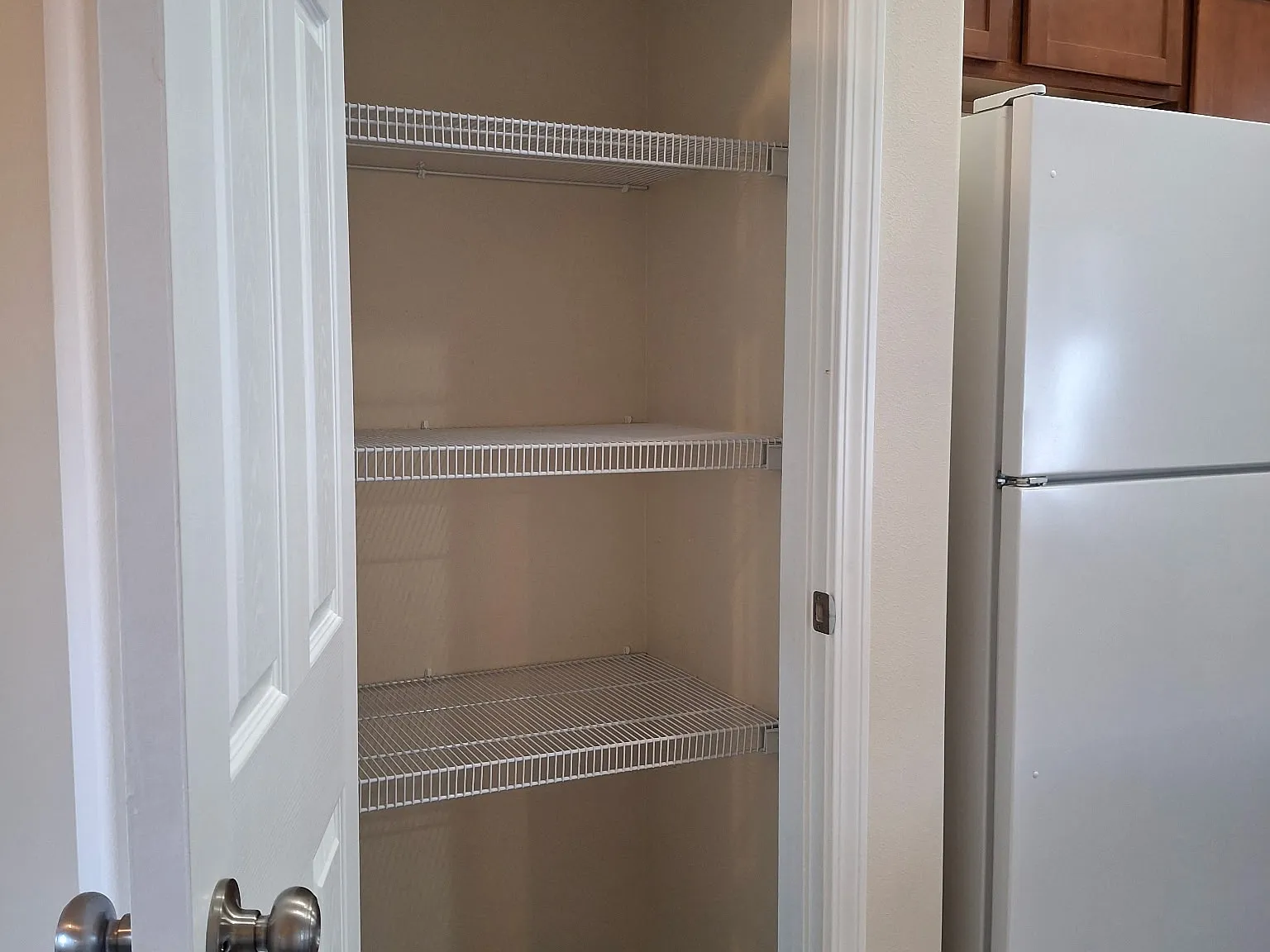 2 bed, 2.5 bath, $1,600 — Photo 4
