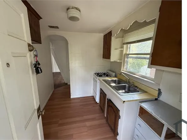 603 S Elm St #2, Saginaw, MI 48602