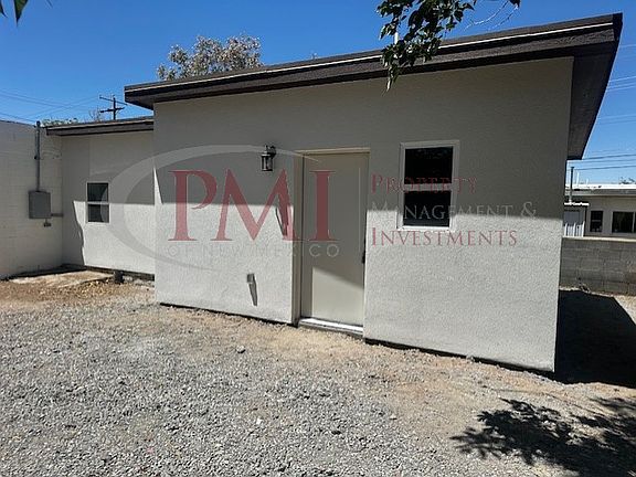 3rd image of 515 E Las Cruces Ave #C